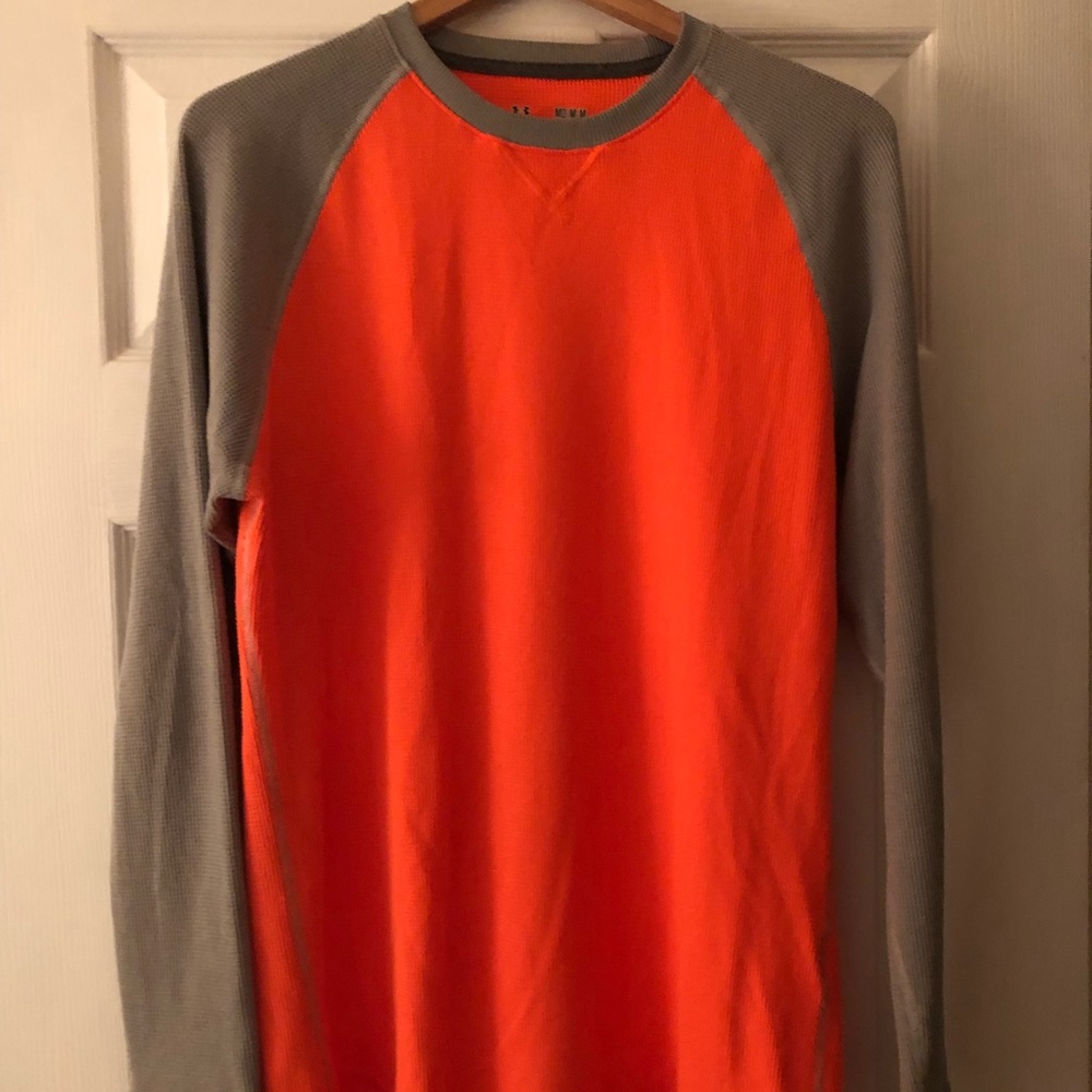 Under Armour thermal, great condition